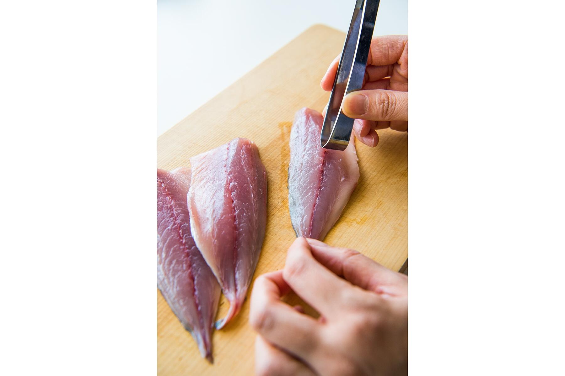 あじに下味をつける