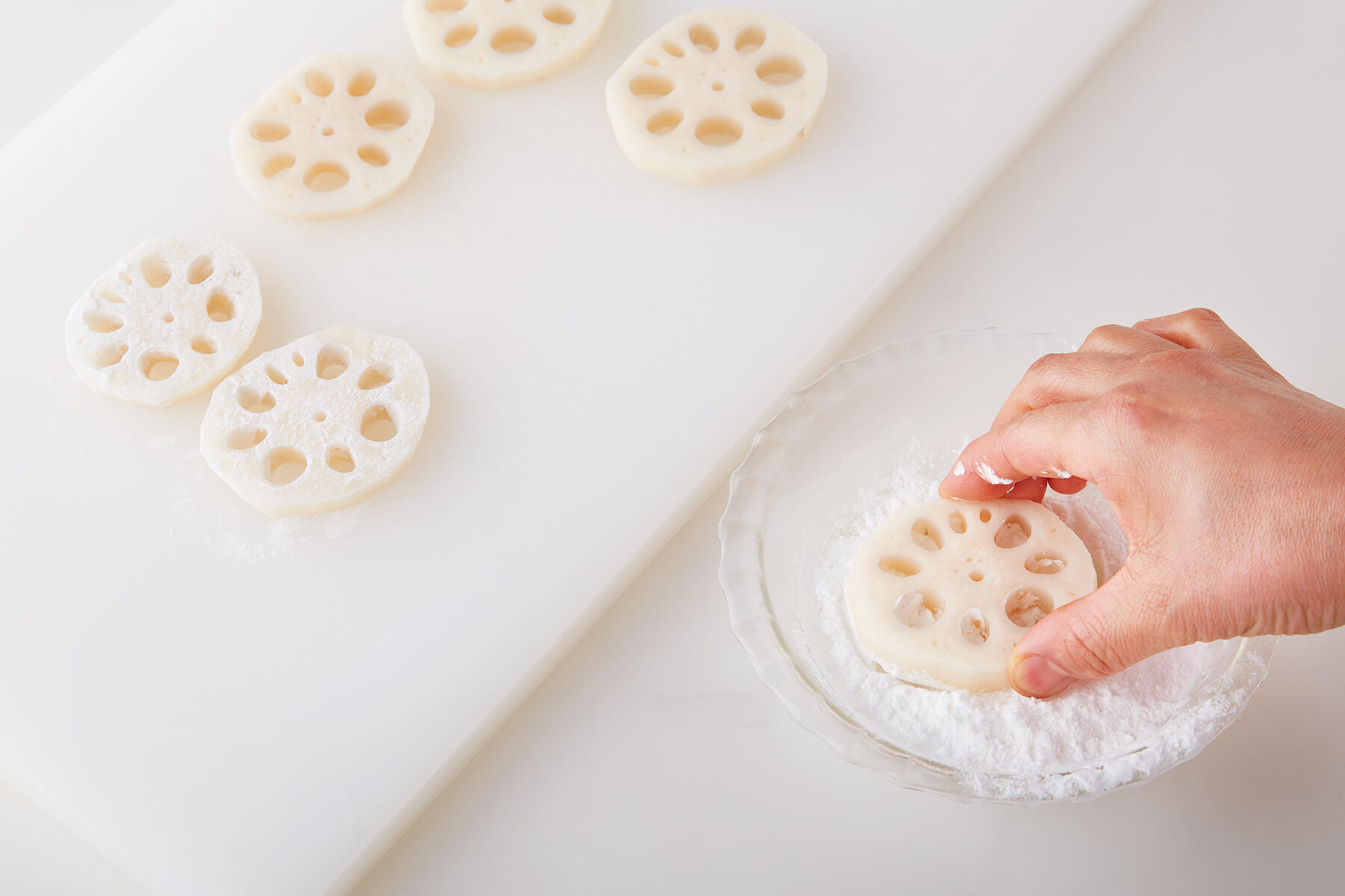 片栗粉をまぶす