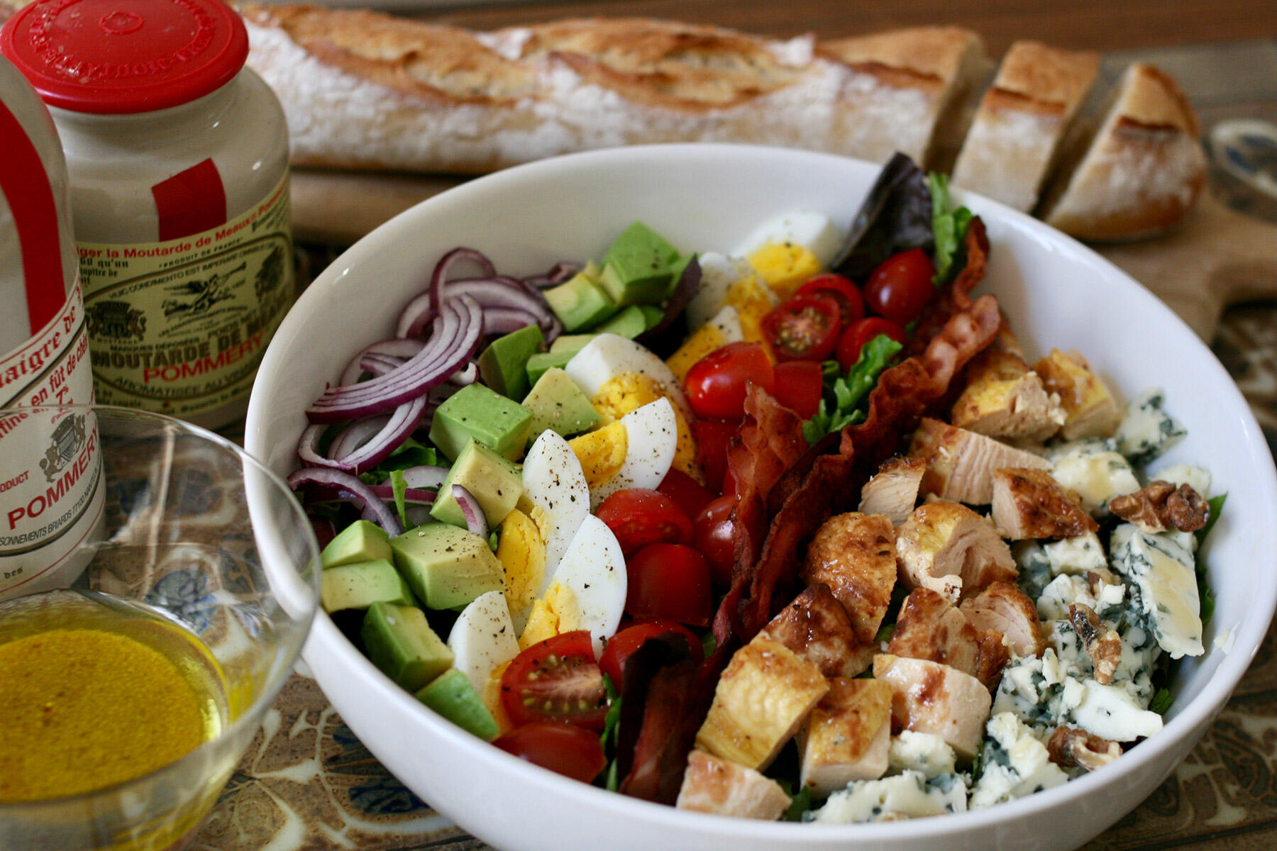 パンに挟んでも美味しいNY風COBBサラダ