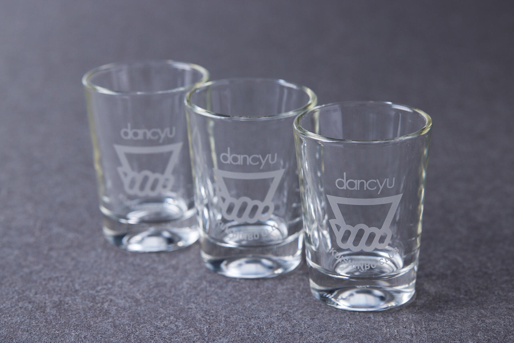 食いしん坊グラス