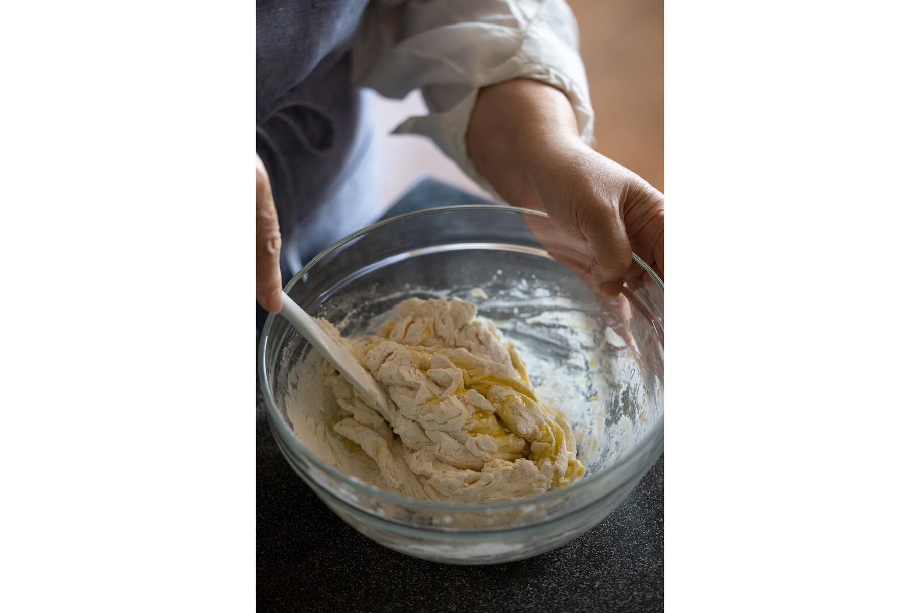 オリーブオイルを加える