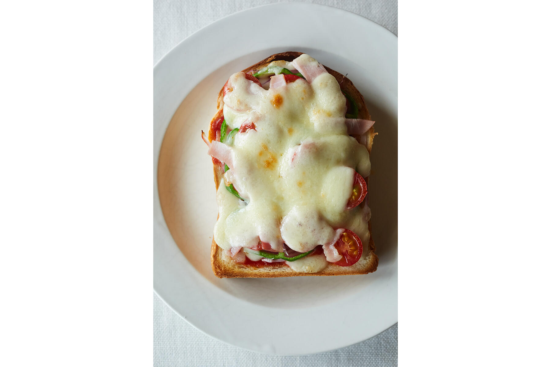 懐かしさ感じる不変のおいしさ“定番ピザトースト”