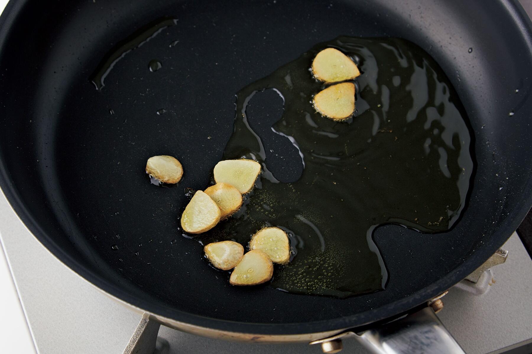 にんにくの香りを立たせる