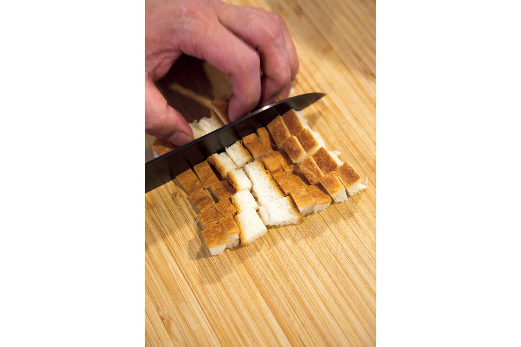 パンの耳を焼く