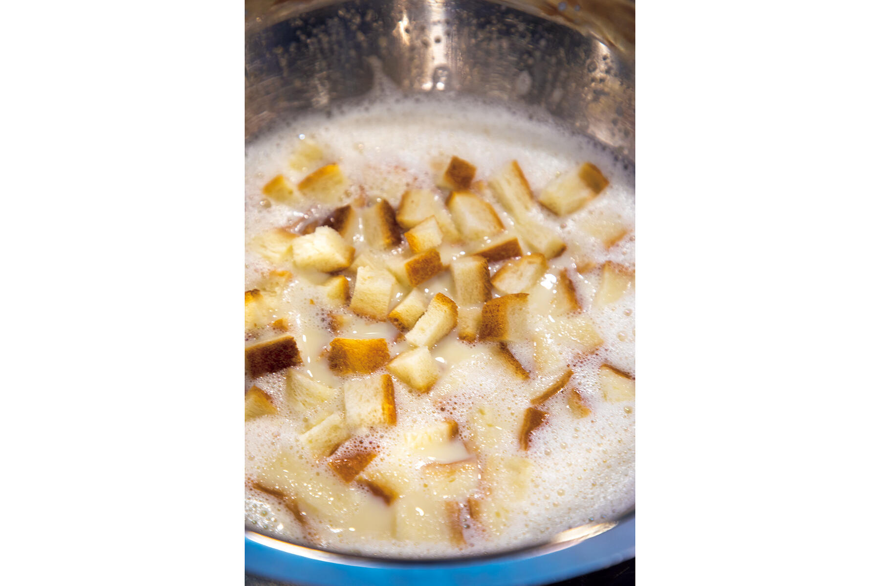 プディング生地をつくる