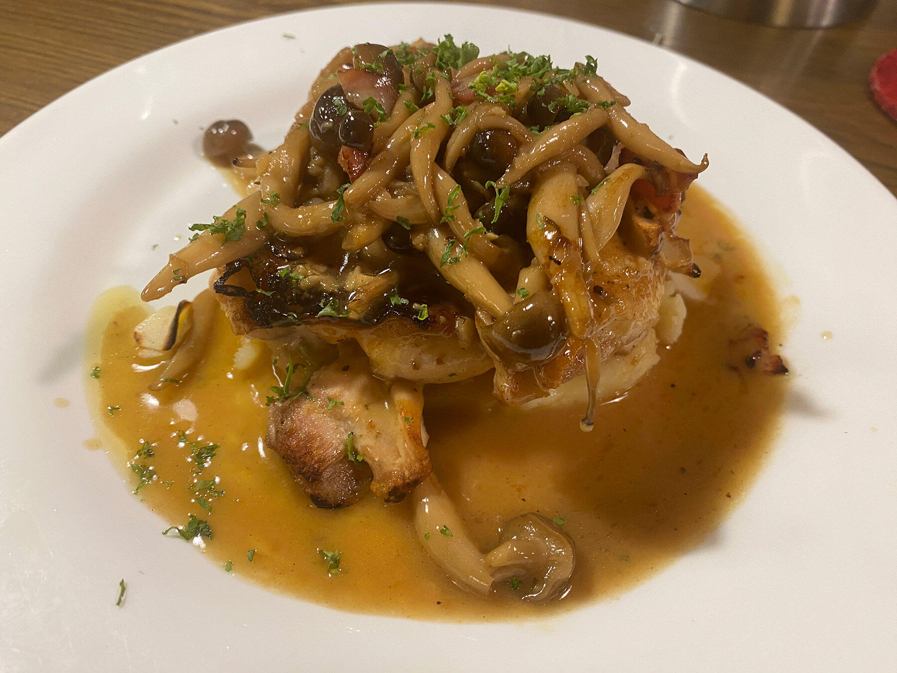 チキンのガーリックソテー