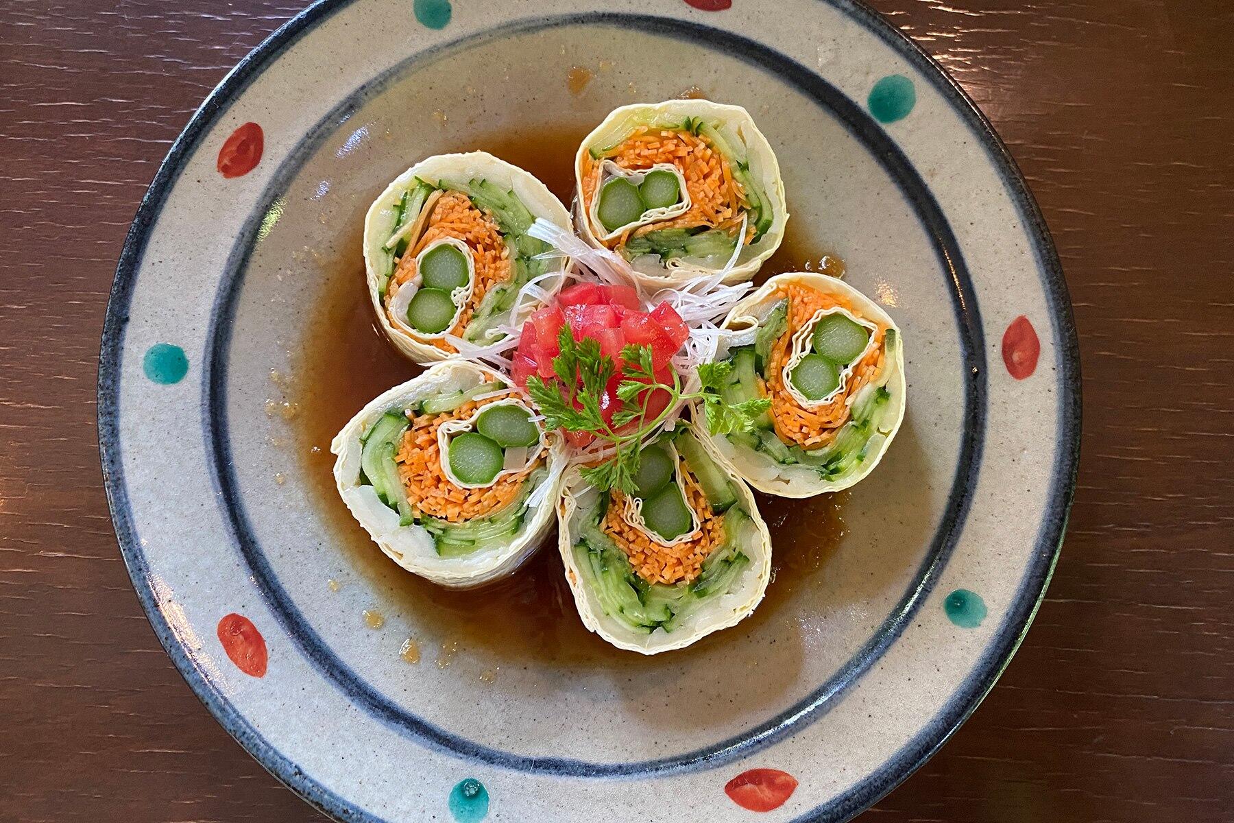 ゆばとカンピョウのサラダ