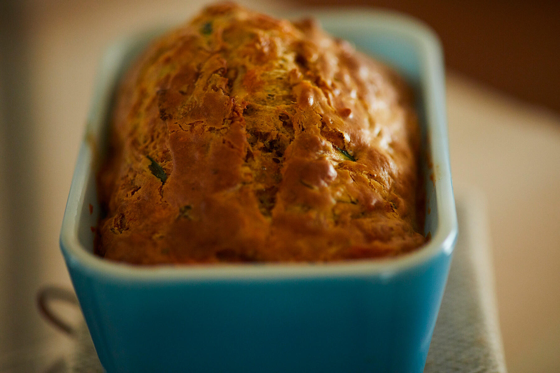 ズッキーニ・チェダーブレッド