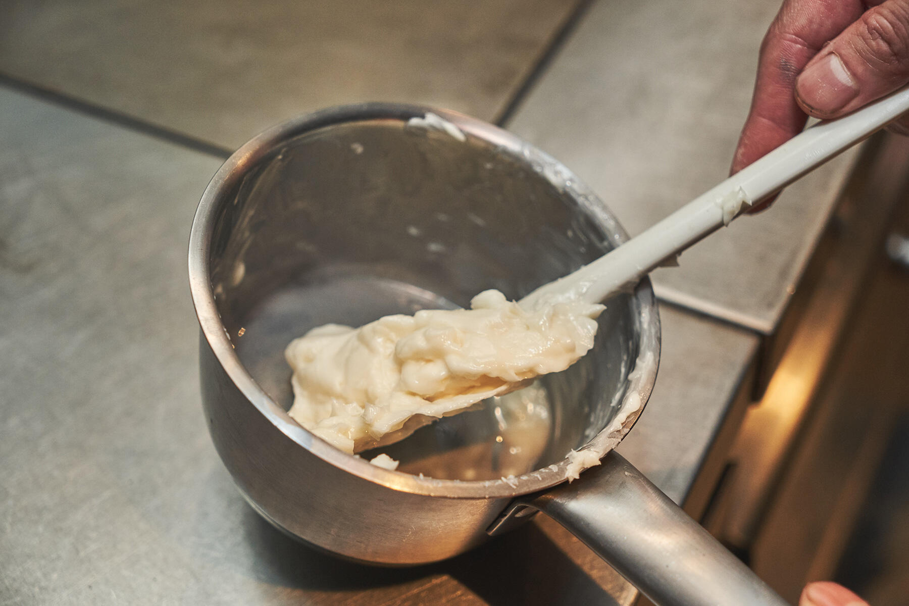 混ざりやすいようbotanovaを柔らかくする