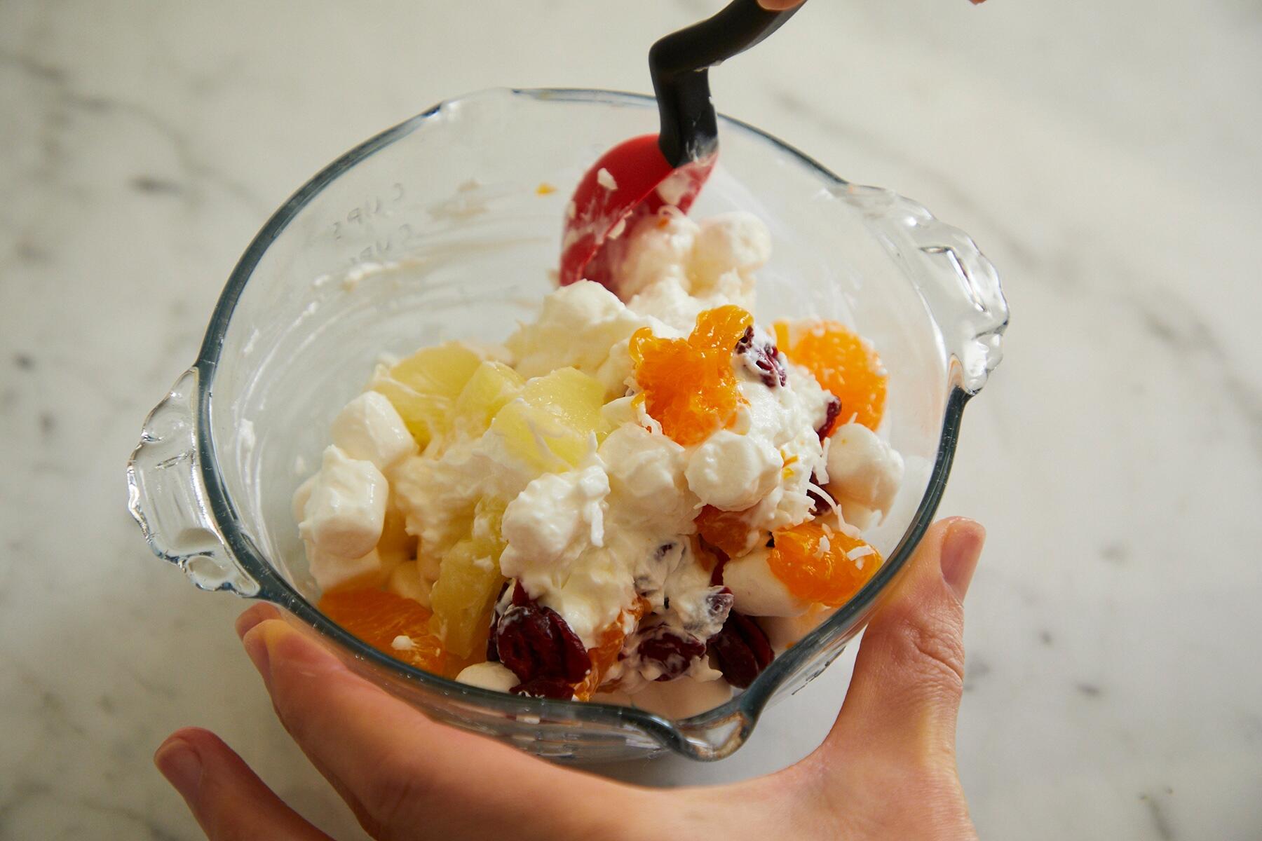 材料をすべて混ぜる