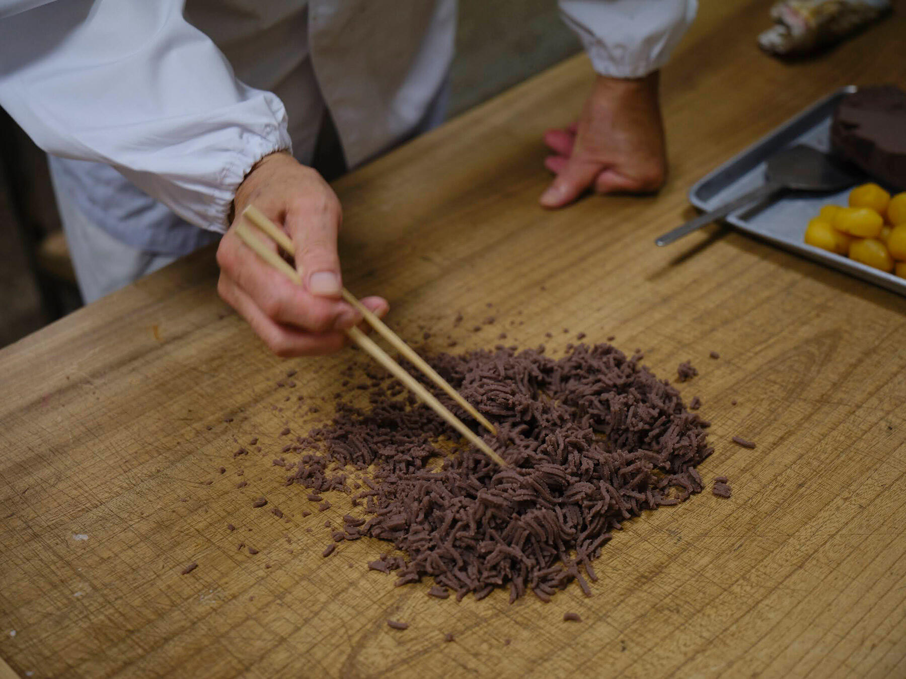 そぼろを広げる