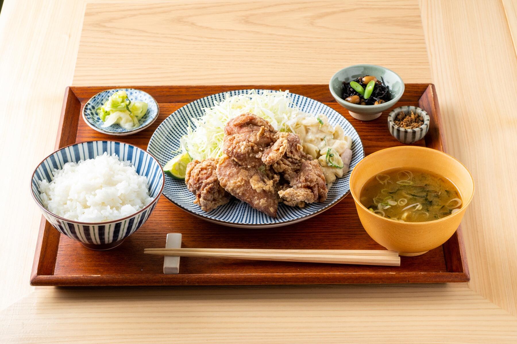 唐揚げ定食