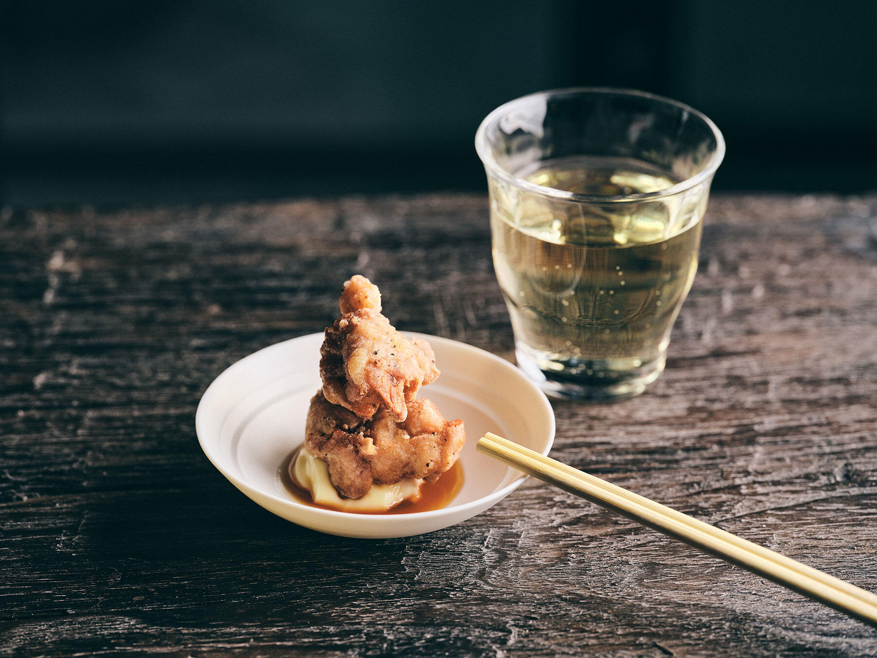 白ワインと合わせたい“鶏の唐揚げ魔法のたれマヨネーズ”