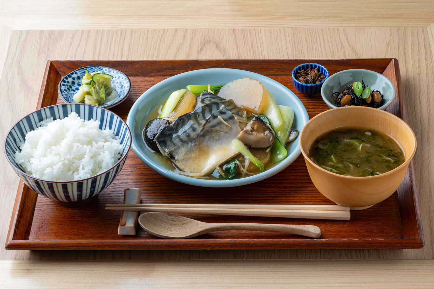 ノルウェーサバと高倉大根のうま煮