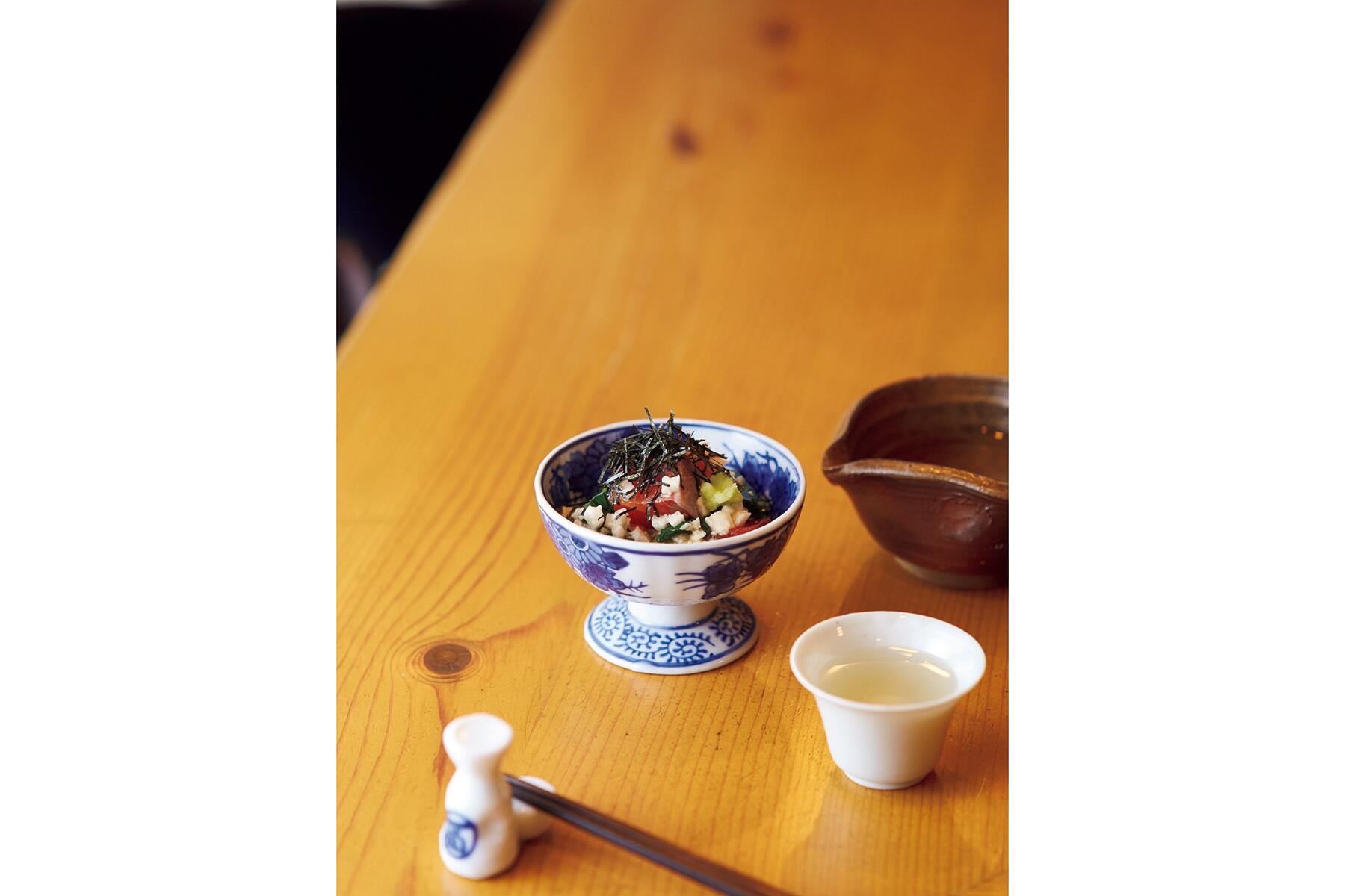 噛みしめるごとに旨い“漬けぶりとほうれん草のたたき長いも和え”