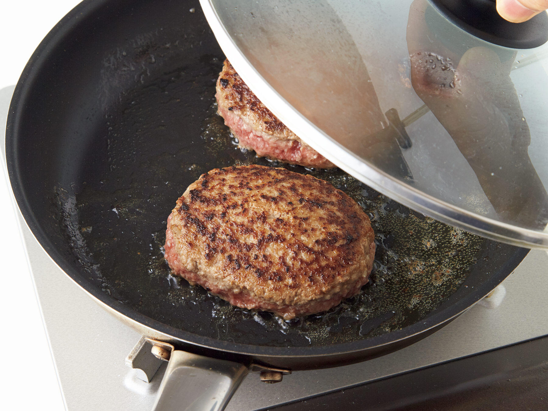 蒸し焼きにする