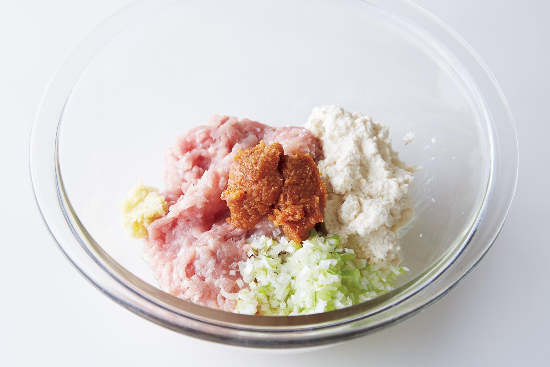 挽き肉だねをつくる