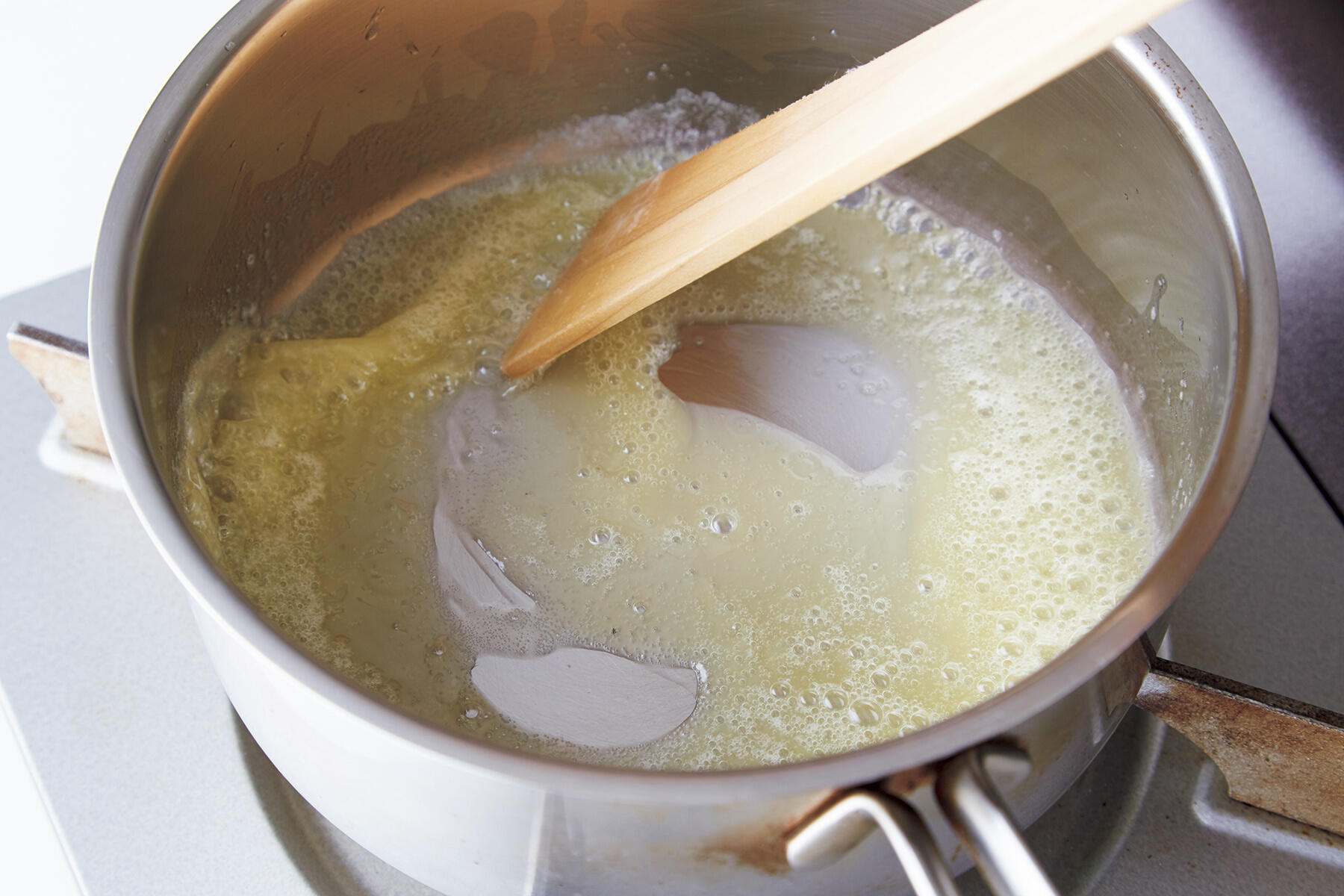 バターを溶かす