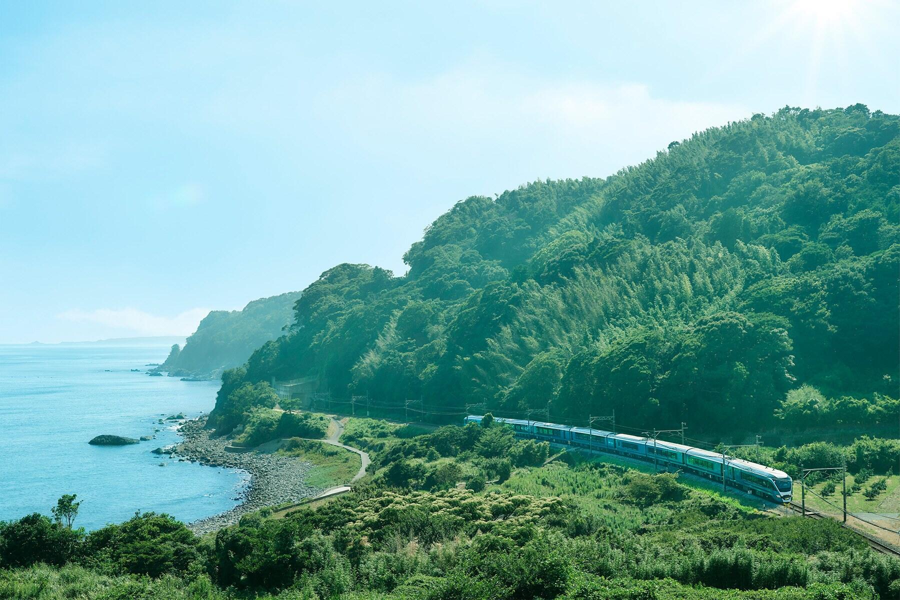 観光特急列車「サフィール踊り子」