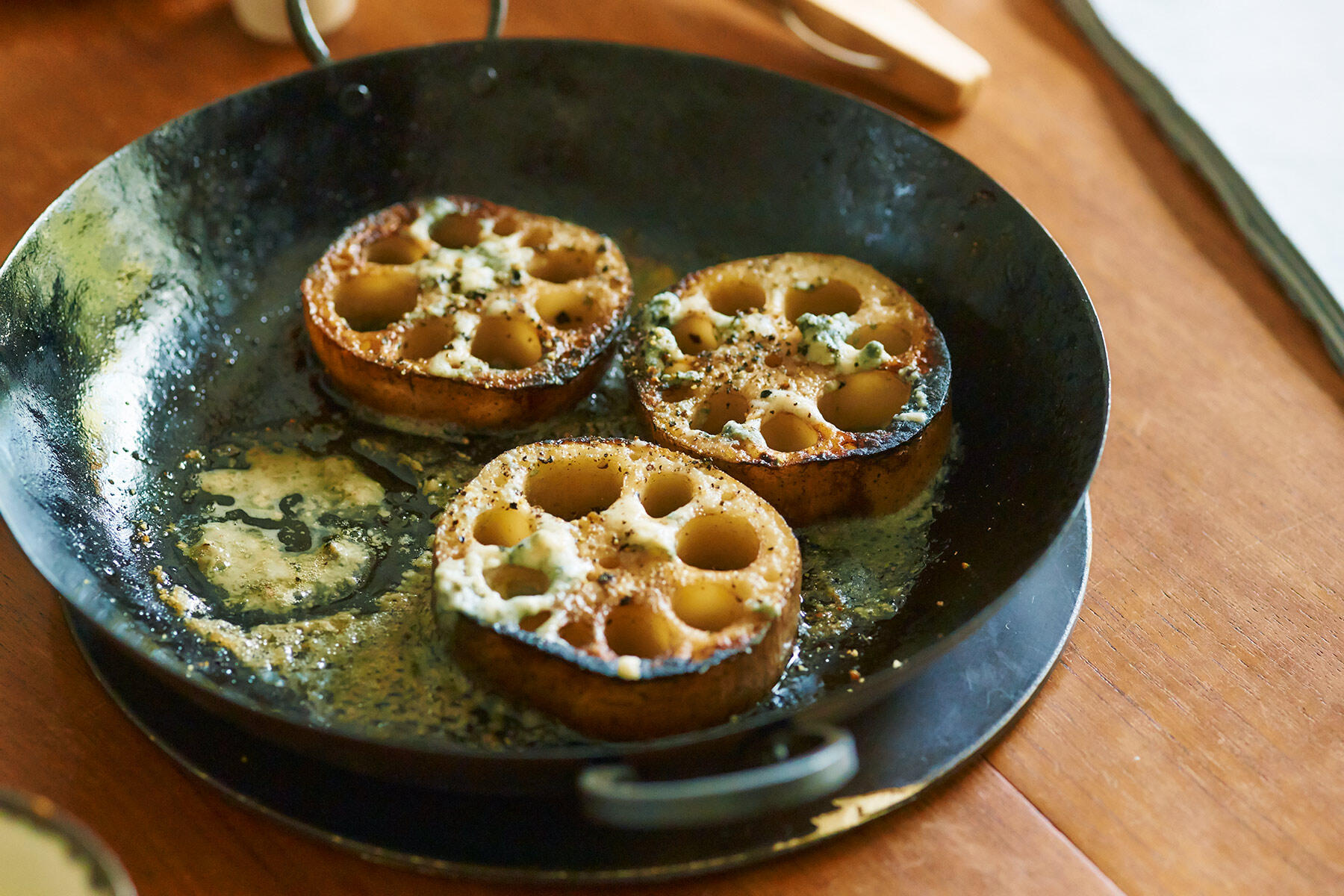 れんこんステーキブルーチーズのせ