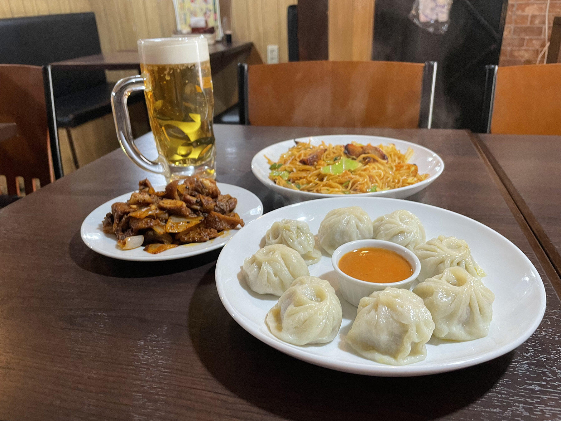 「インネパ食堂」で飲む!