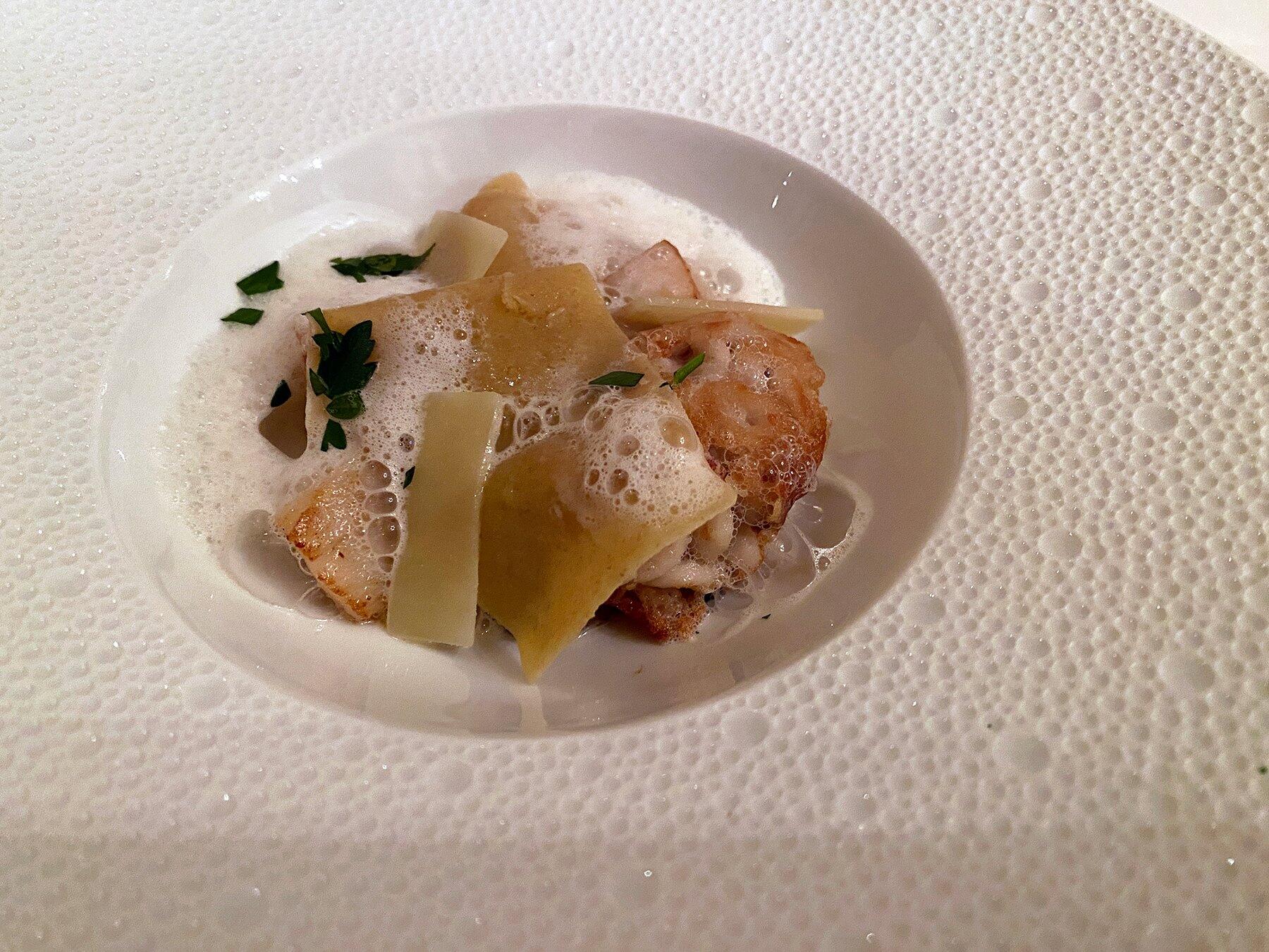 白子とホタテのポワレ