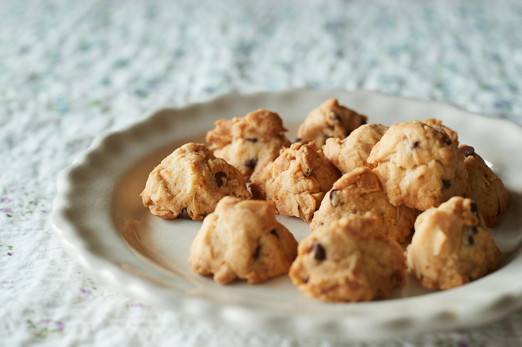 ザクザク食感の“チョコとオレンジの米粉クッキー”