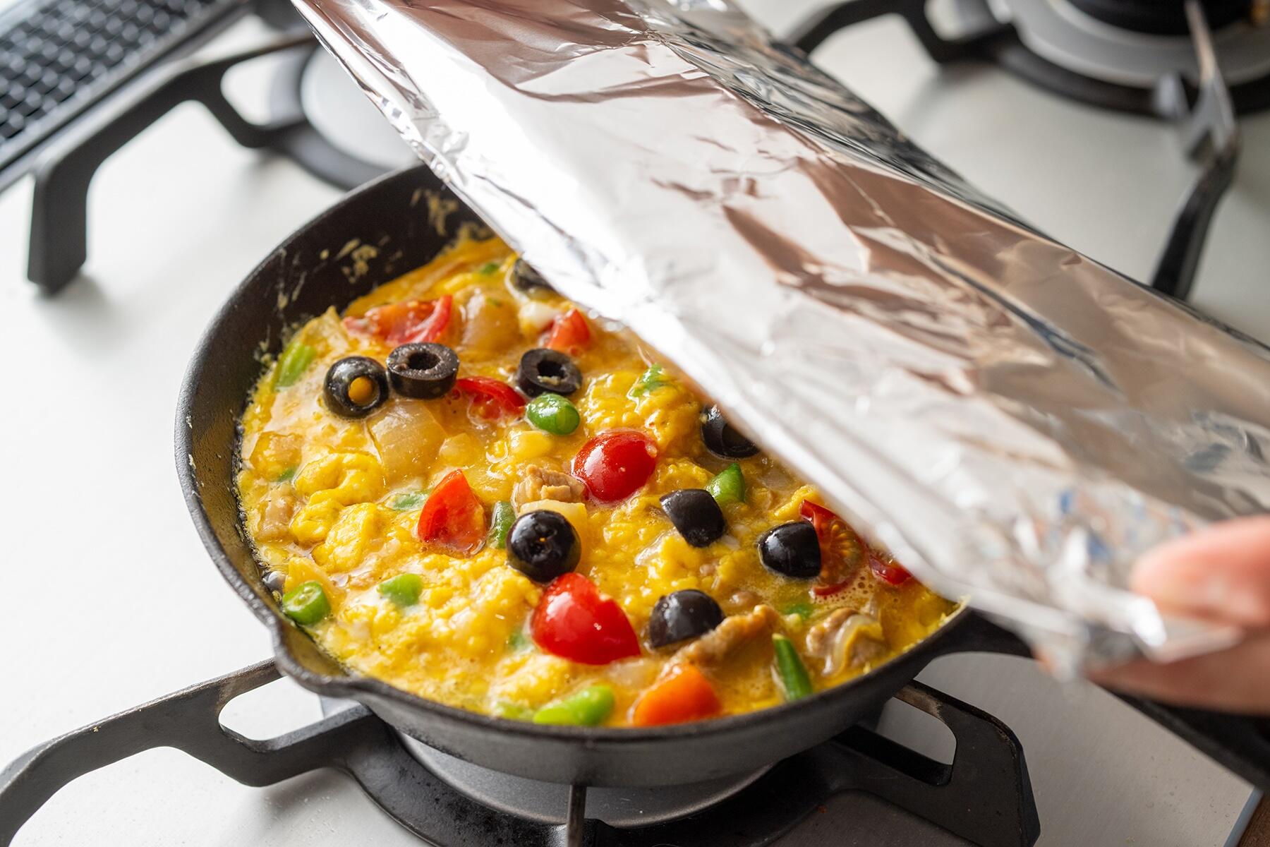 蒸し焼きにする