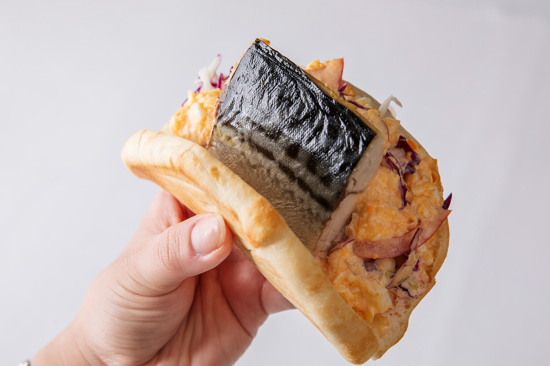 ノルウェー産サバコンフィのパニーノ