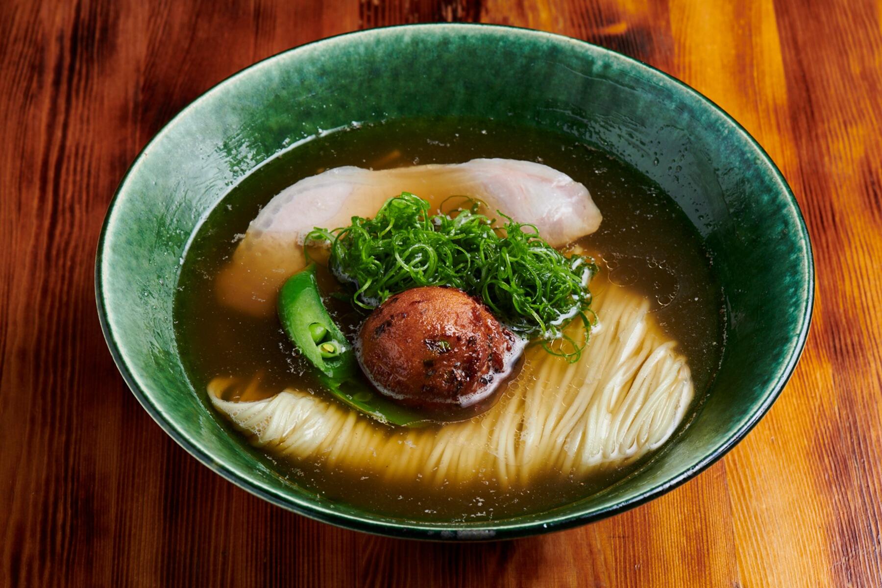 富士山水の煮干しそば