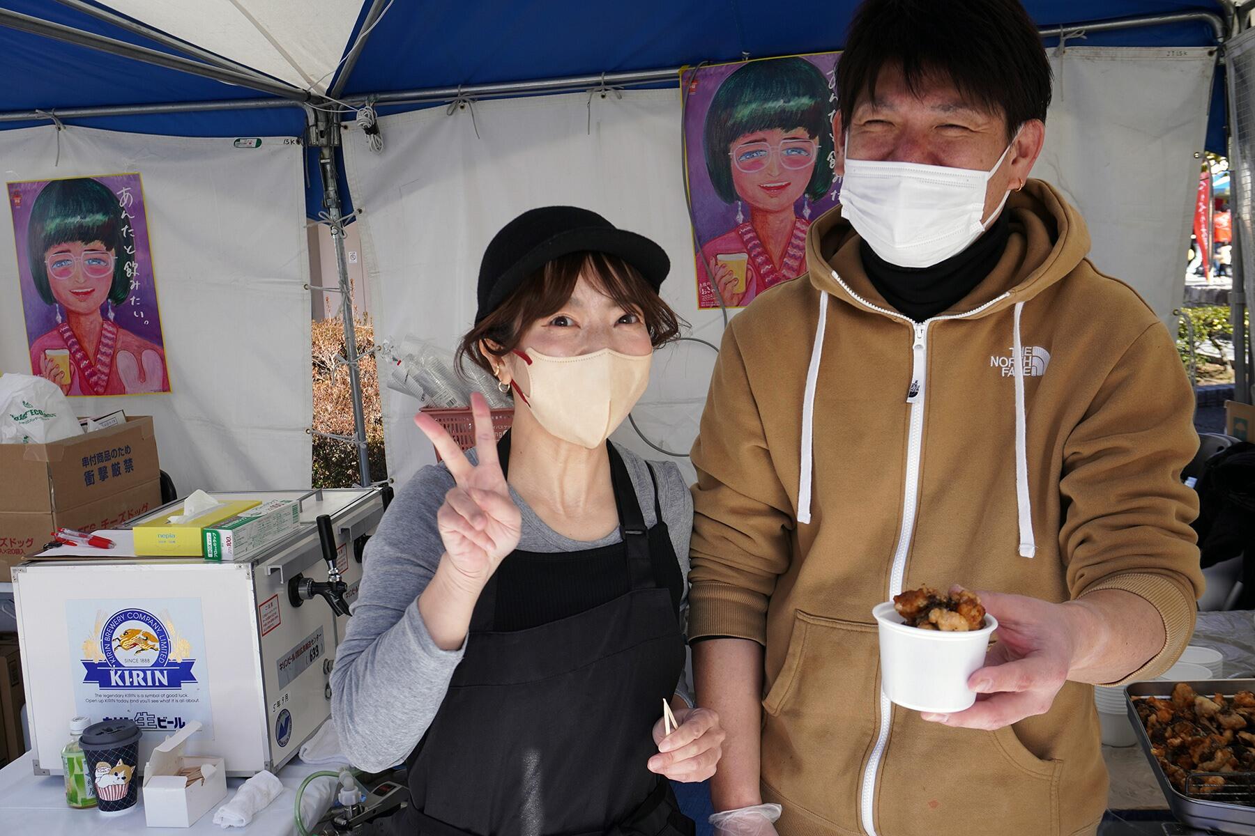 うつぼ唐揚げスタッフ