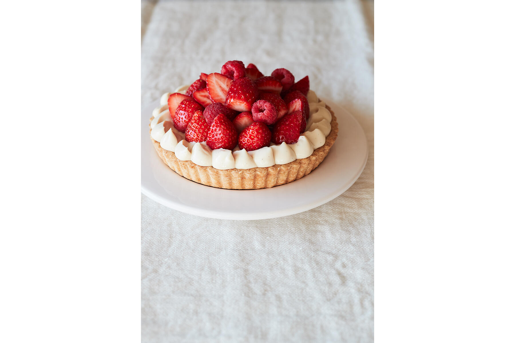甘酸っぱく軽やかな“ベリーと豆腐クリームのタルト”