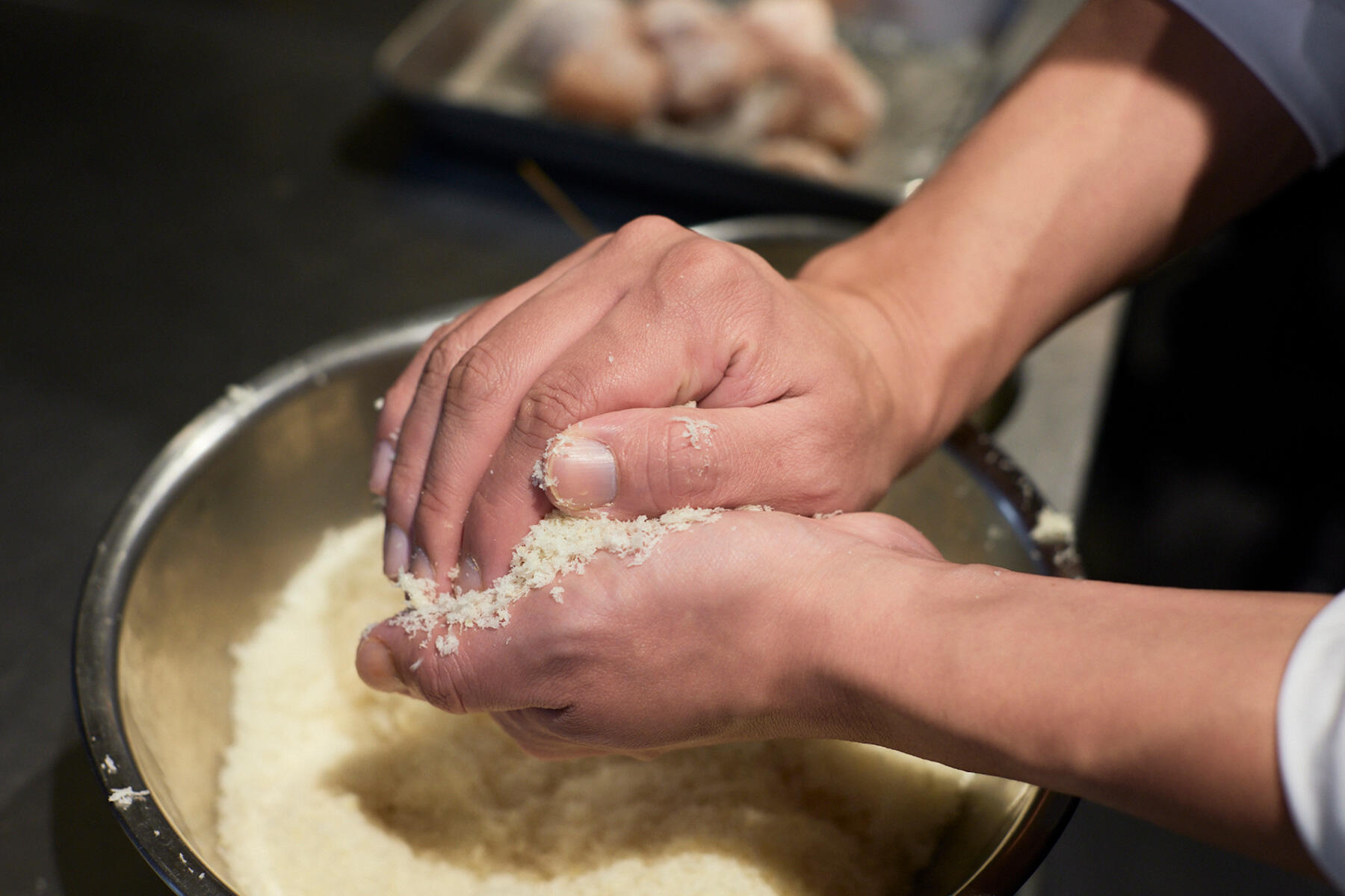 パン粉をつける