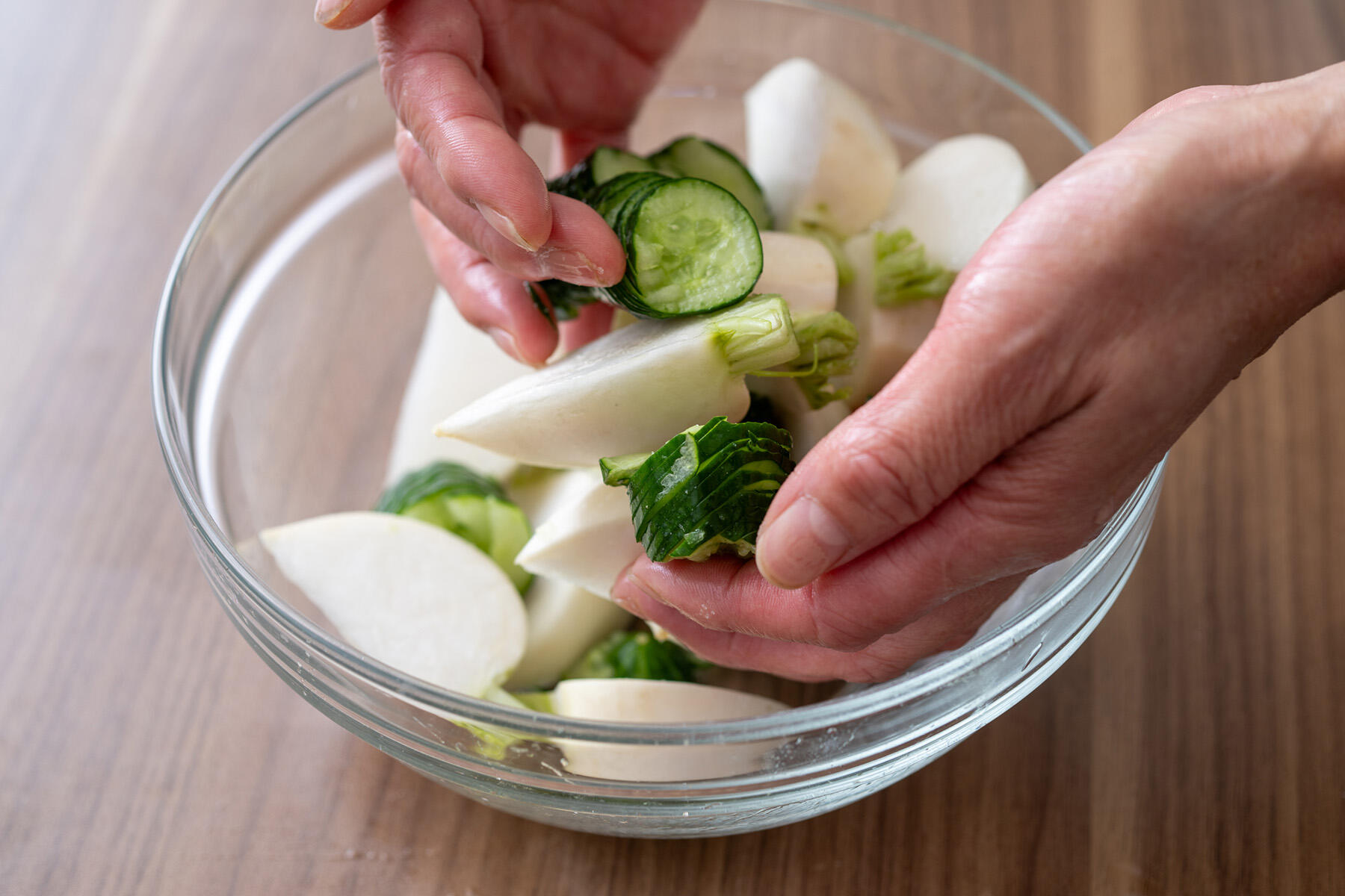野菜を下漬けする