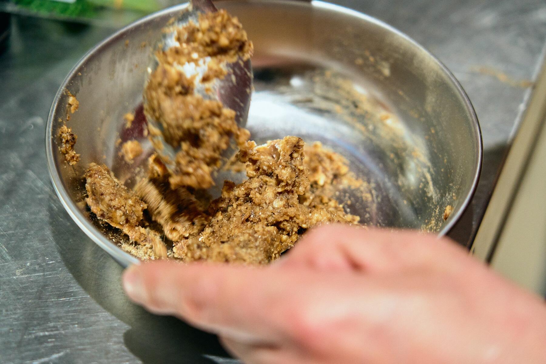 味噌玉をつくる