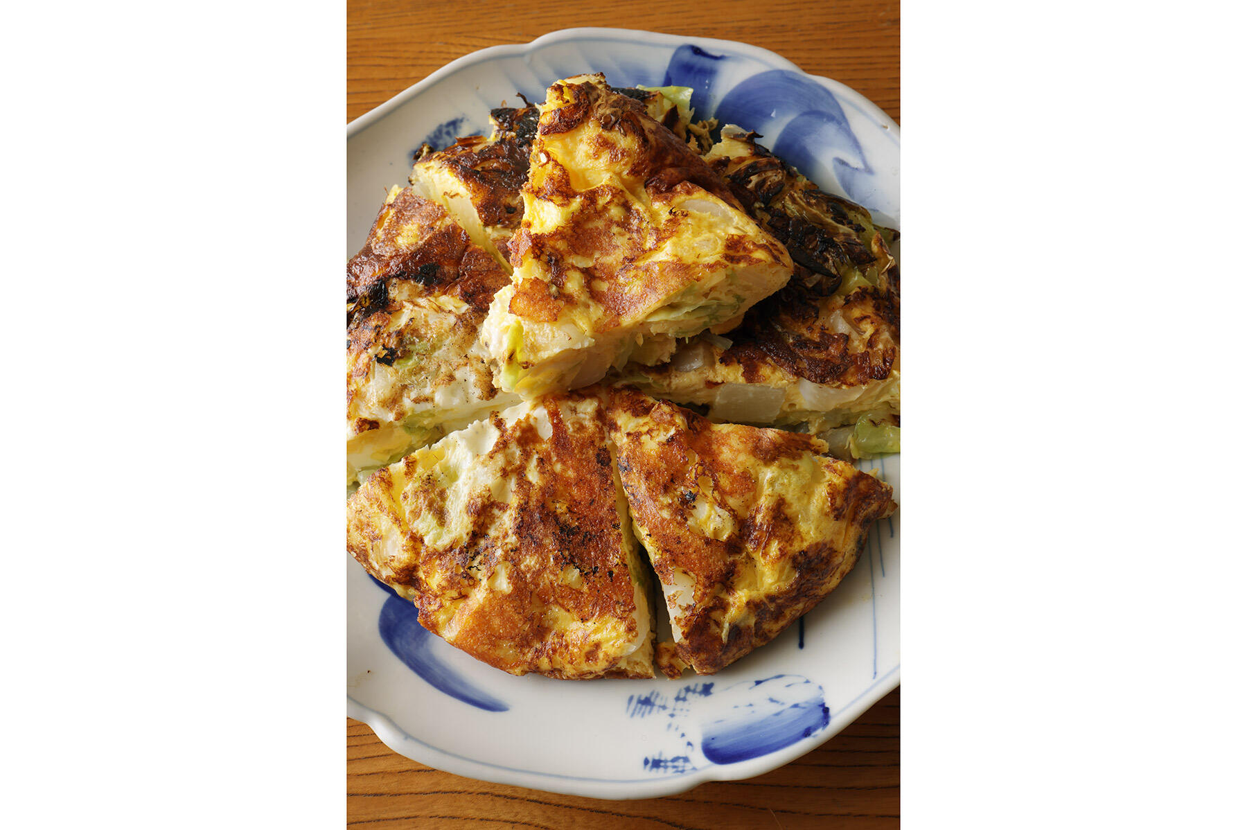 優しい甘味の“キャベツとじゃがいものチーズオムレツ”