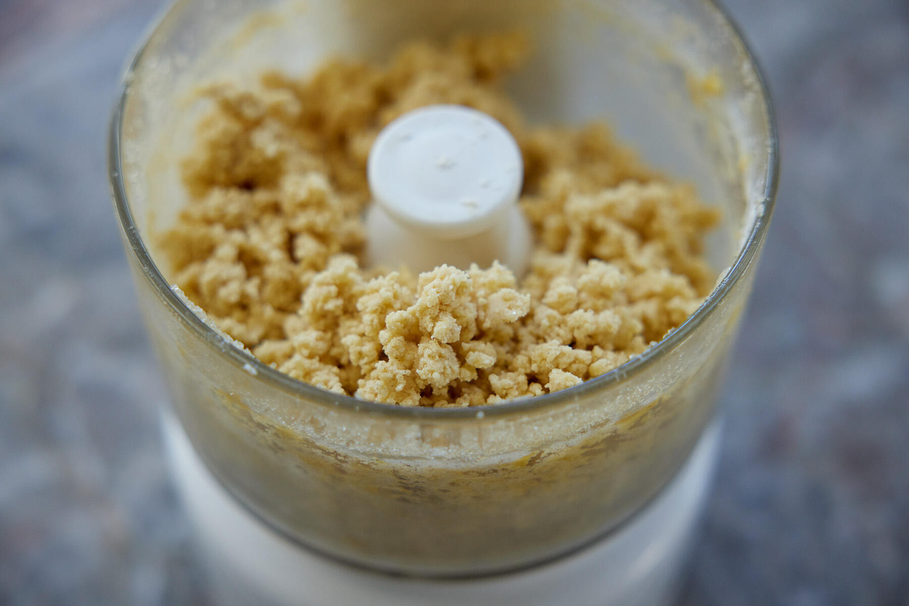 粉類を加え撹拌する