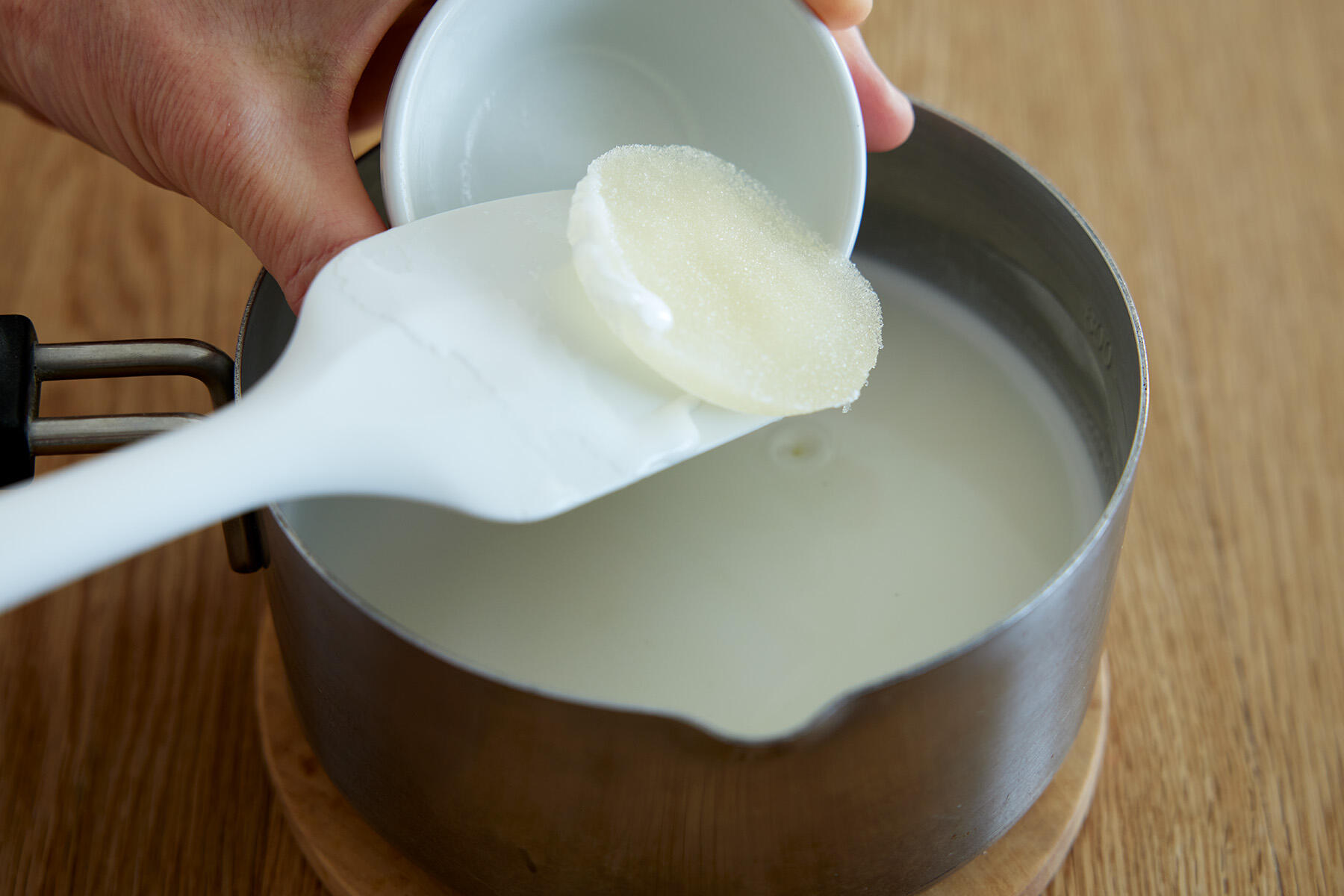 杏仁豆腐をつくる