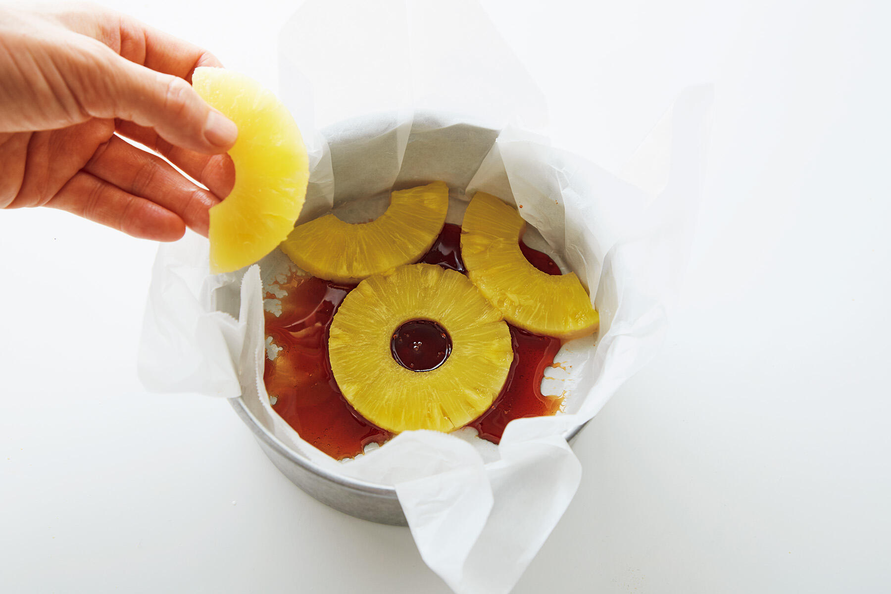 パイナップルを入れる