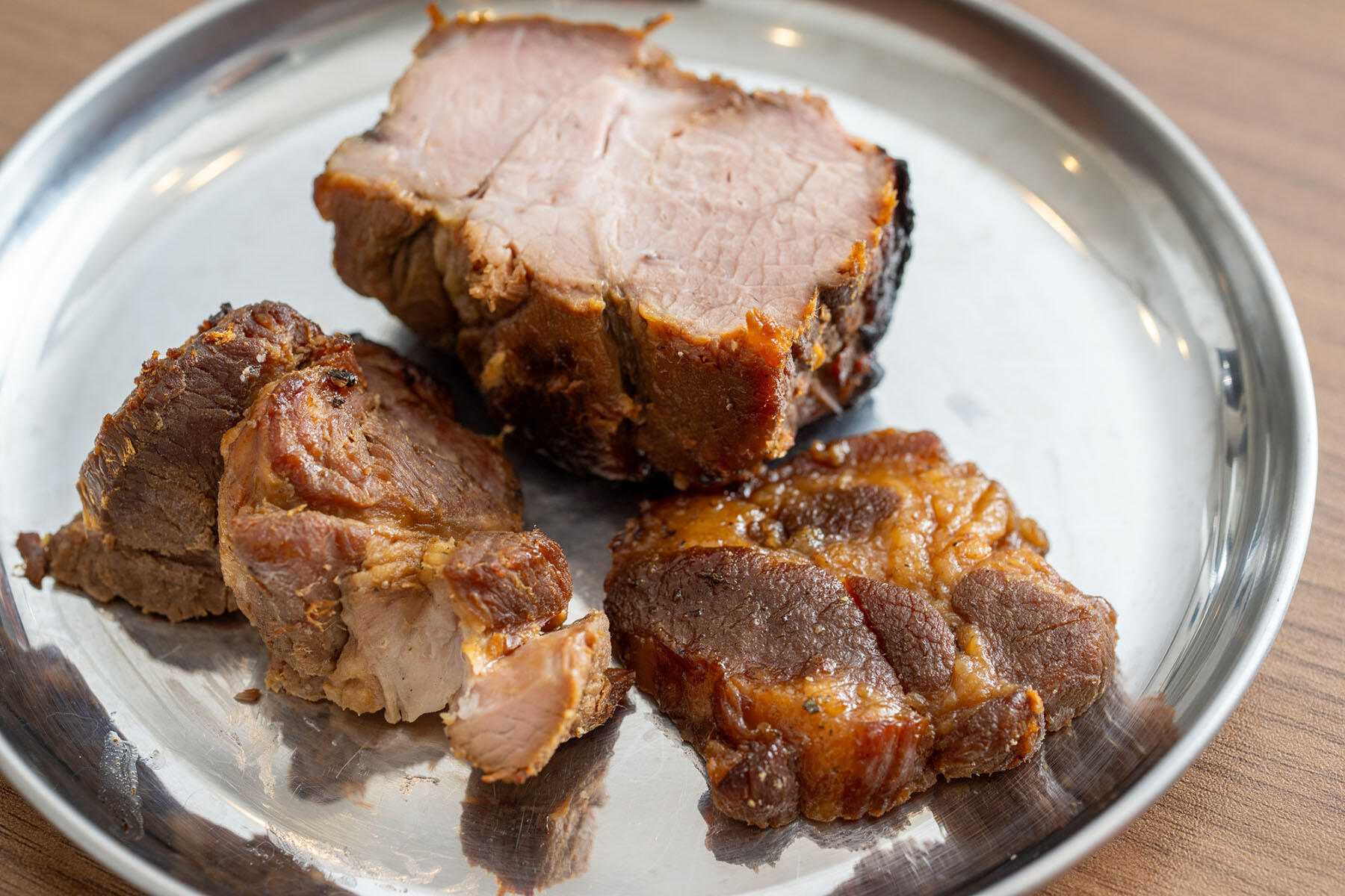 残ったチャーシューの端っこ