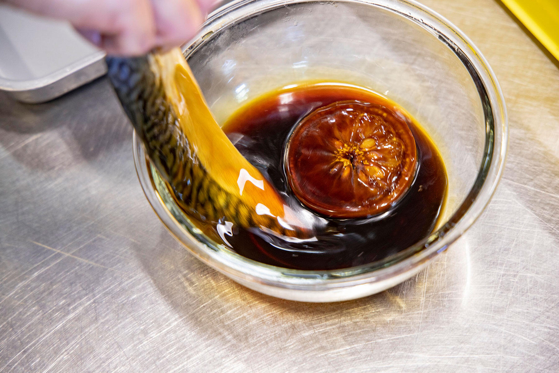 鮮度が良くて脂が多い魚は、浸け時間を長めにする