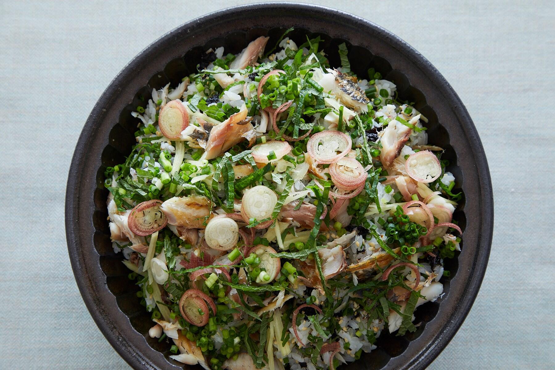 暑い日でもつい箸が伸びてしまう“さっぱりちらし”