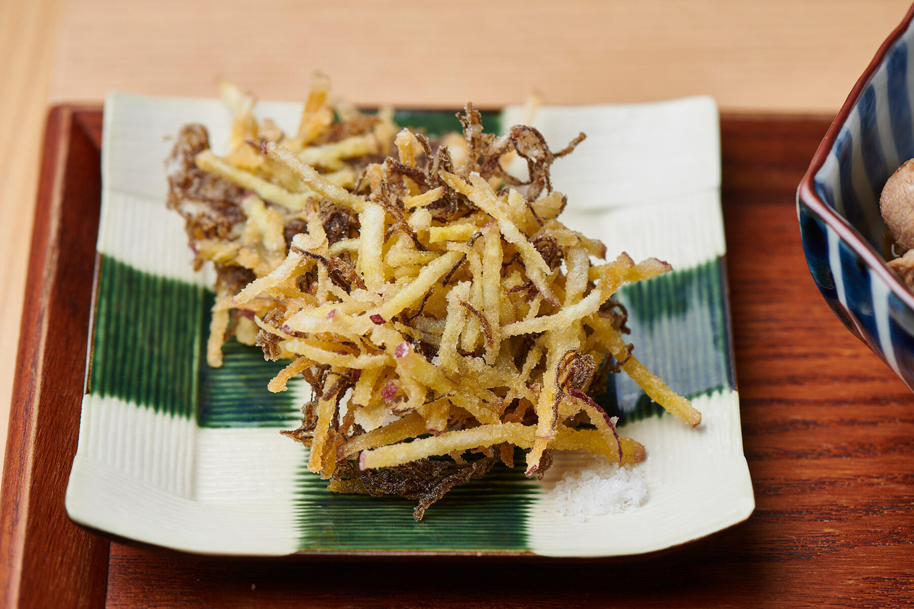 もずくとさつまいものかき揚げ