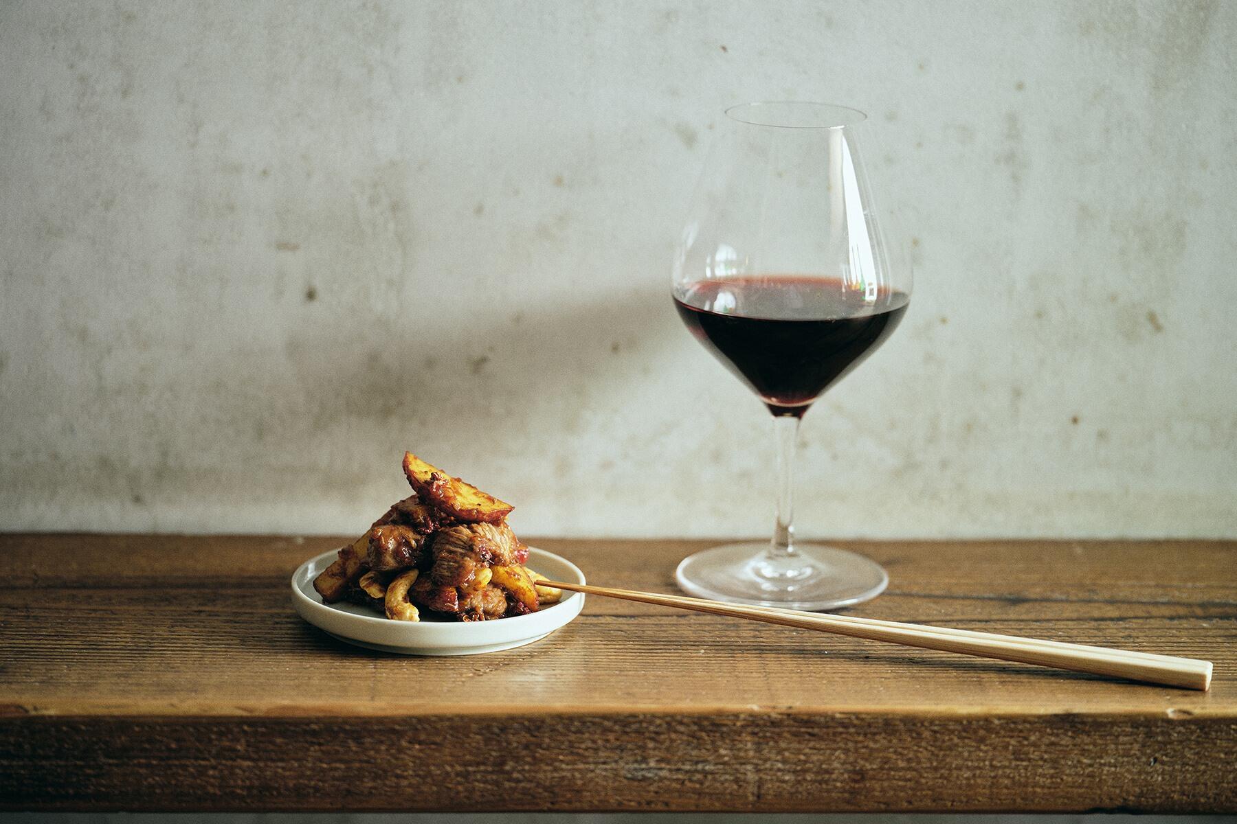 こっくりと食べ応えのある“ラムとさつまいものクミン炒め”