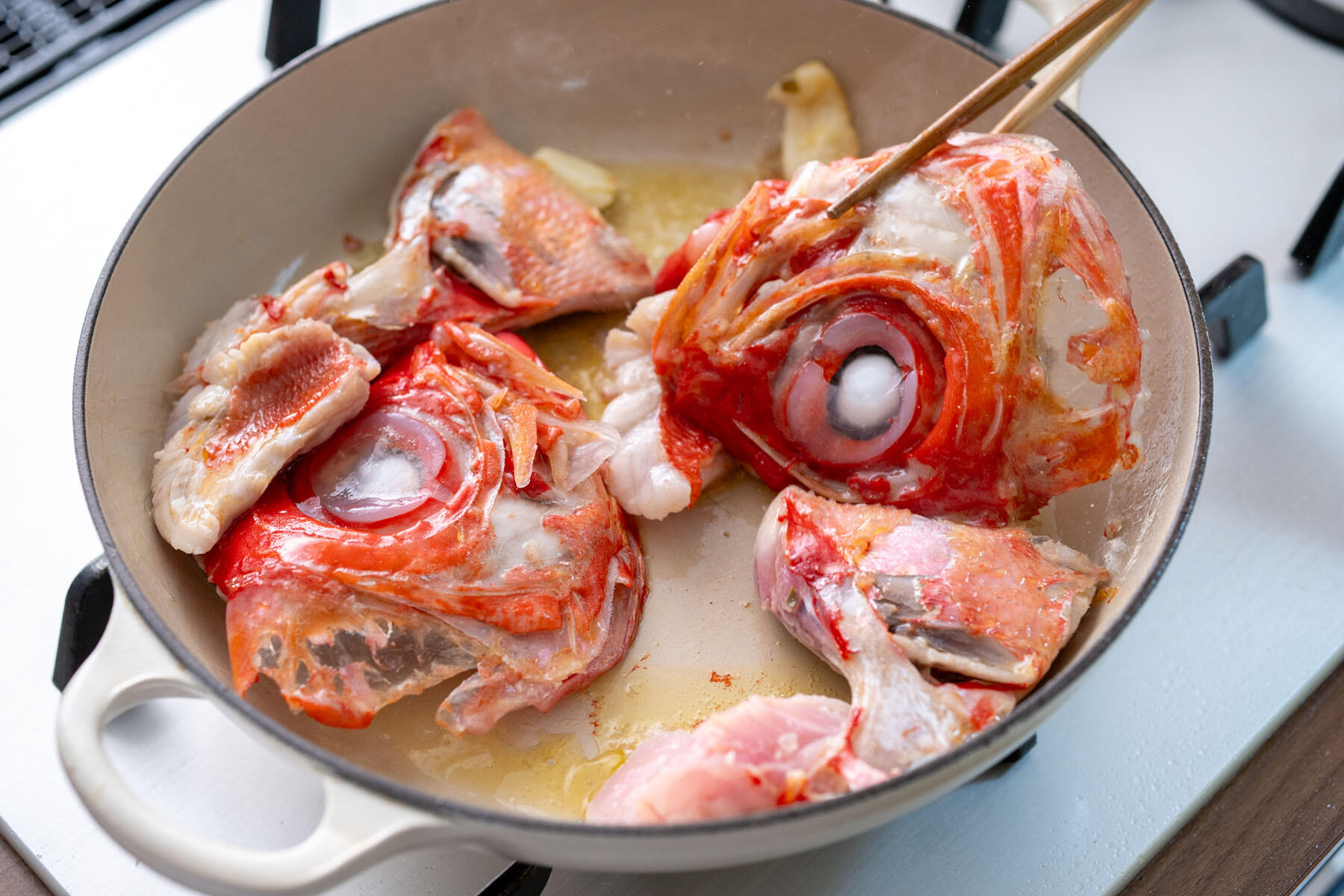 アラを焼きつける