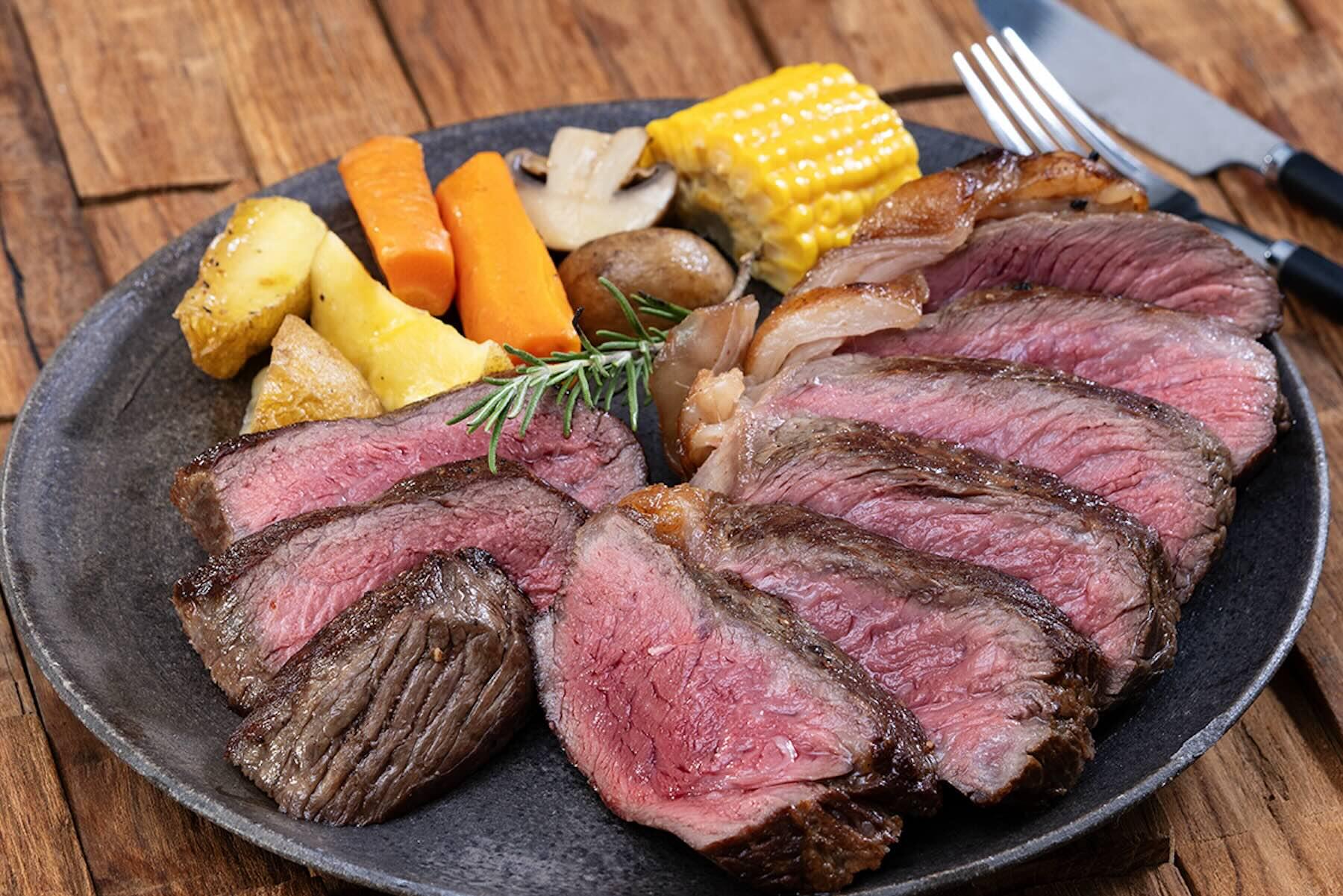 はなが和牛（あか牛）