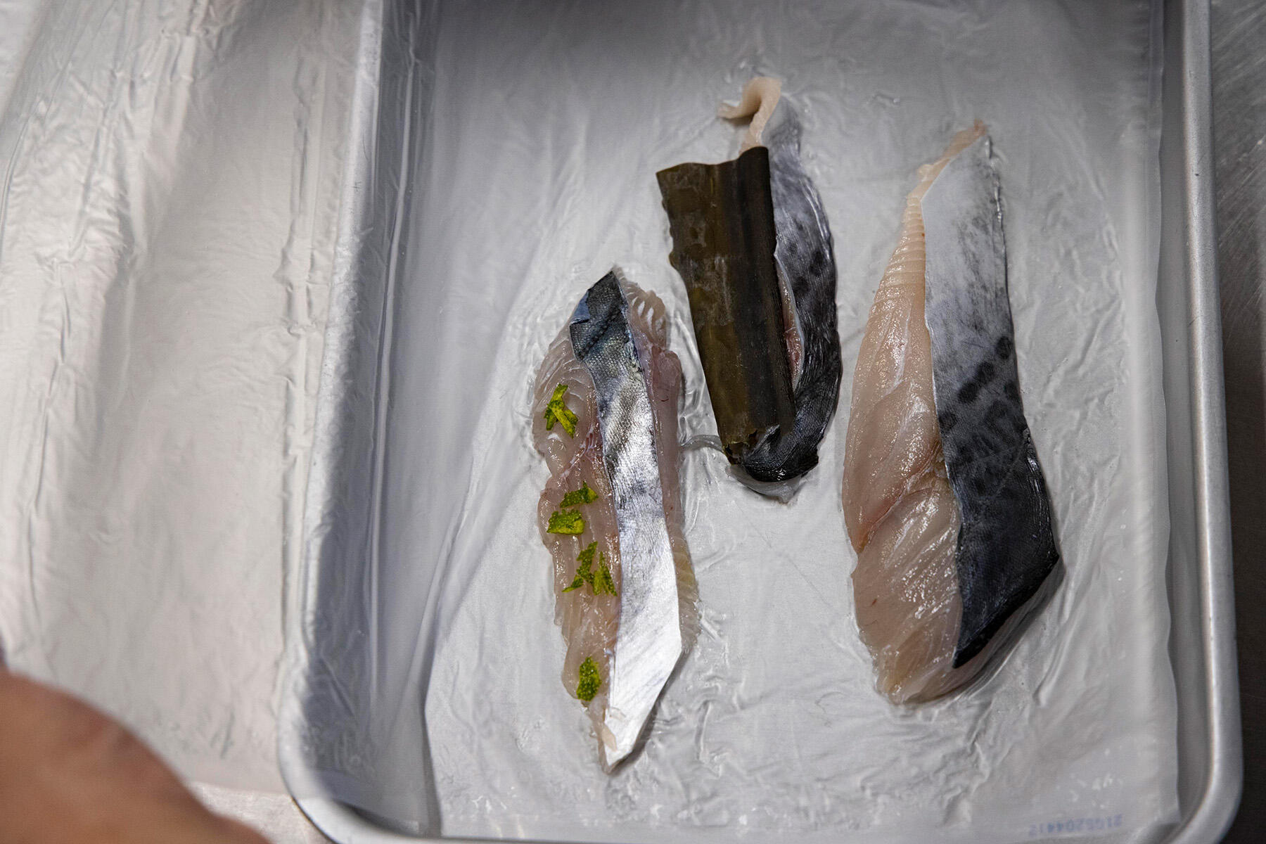 柚子の皮を散らしたもの