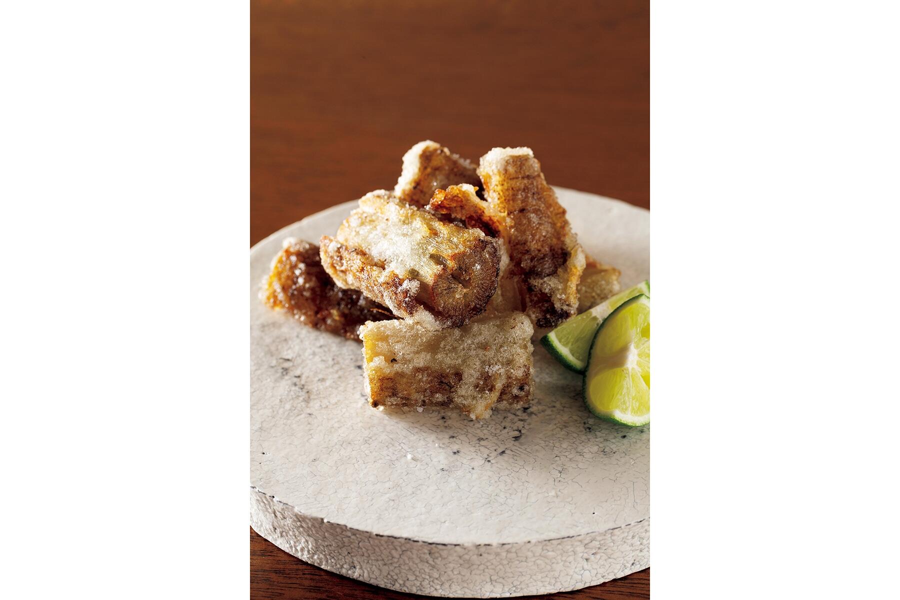 しみ出る旨味に酒が進む“ごぼうの煮ふくめ揚げ”