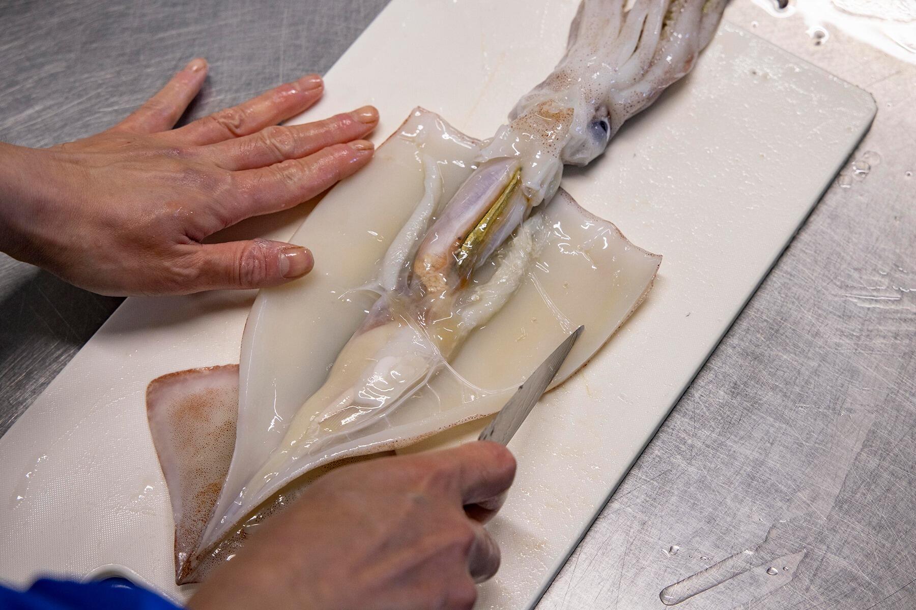 内臓を取り除く