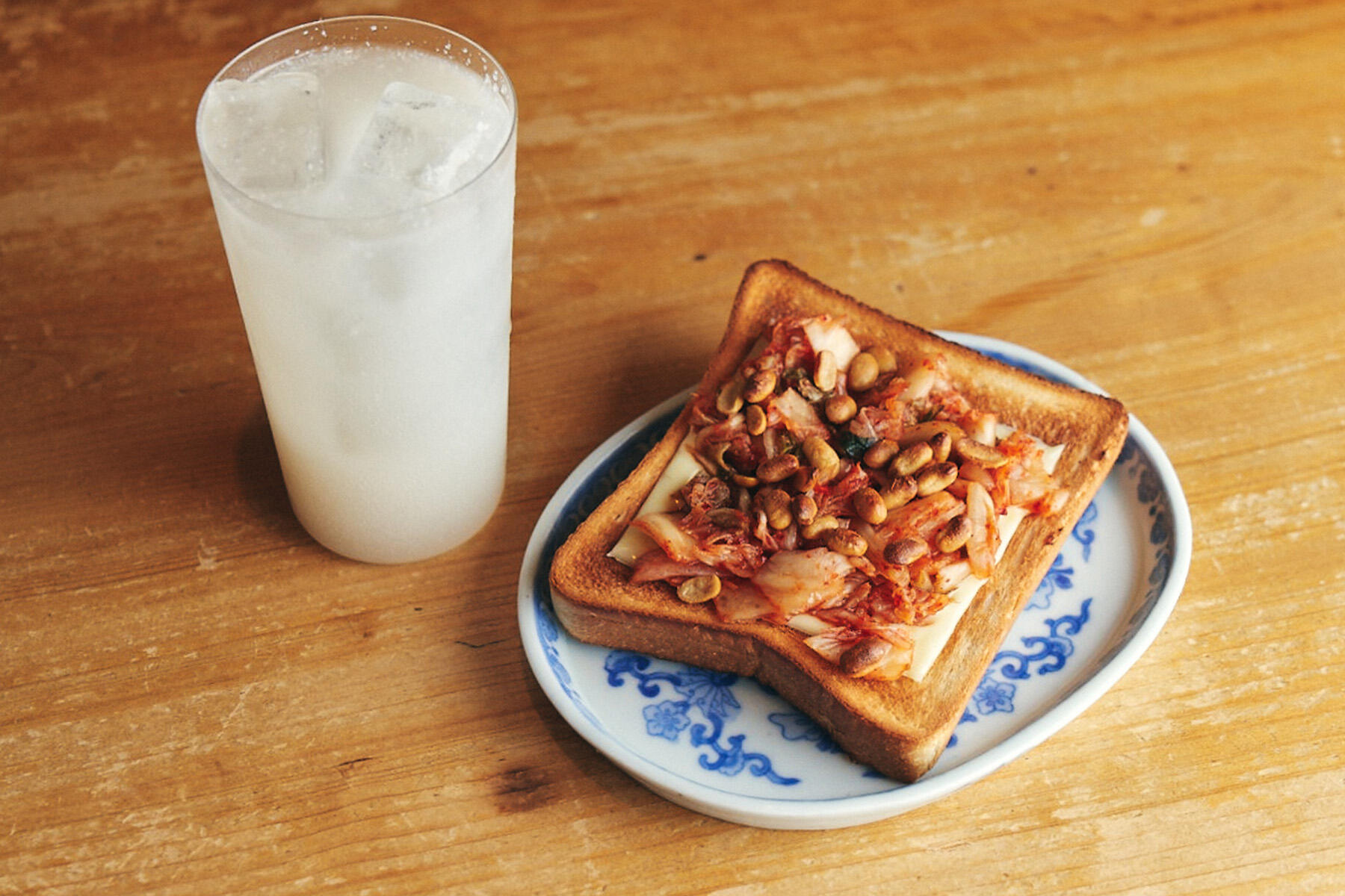 キムチとドライ納豆の発酵トースト